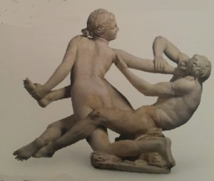 Фото. Сатир и Гермафродит (Симплегма). Римская скульптурная группа второй половины 1 века н.э. по образцу 2 в. до н.э.