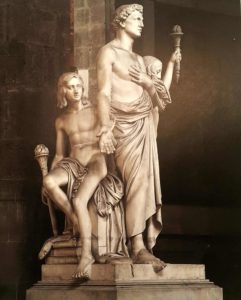 Бартолини. Монумент Леону Батиста Альберти. Вид сбоку