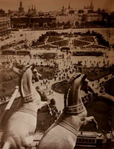 Лошади Клодта на Большом театре. Москва. Фото 1932 г.